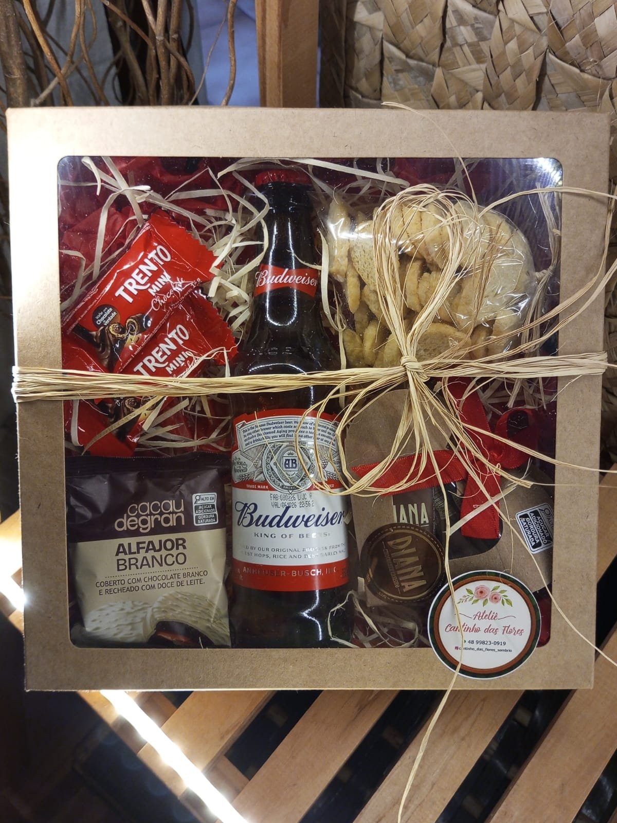 CESTA NA CAIXA BUDWEISER