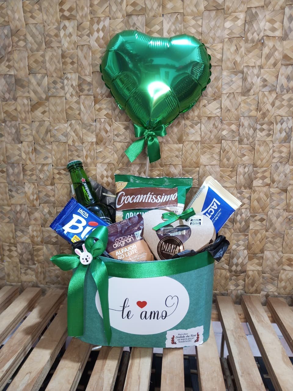 CESTA PASCOA HEINEKEN